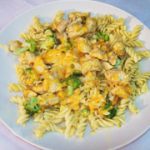 Chicken with Brocoli in Creamy Cheese Sauce